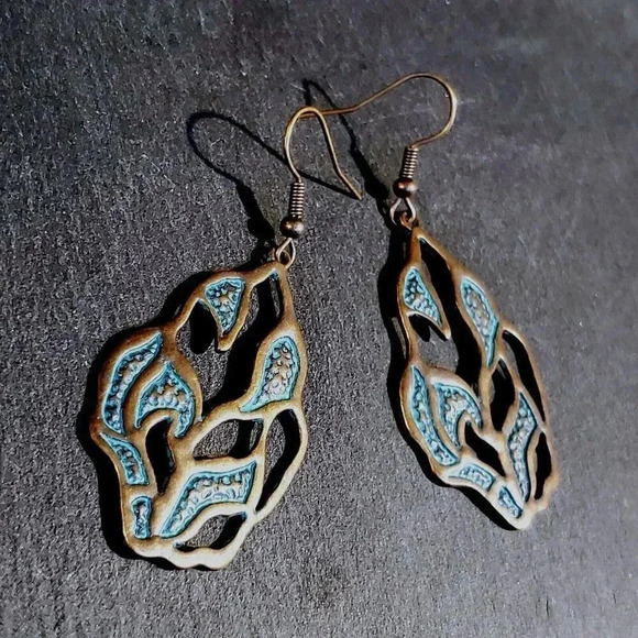 Antique Copper Verdigris Blue Green Patina Artsy Textured Open Leaf Earrings - Picture 3 of 7